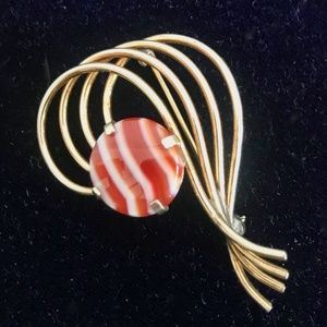 FREE WITH PURCHASE! Winard vintage mid-century 12k GF brooch